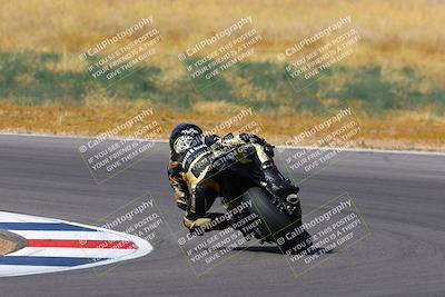 media/Apr-30-2023-CRA (Sun) [[020fcf5d43]]/Race 11-600 Expert Superbike/